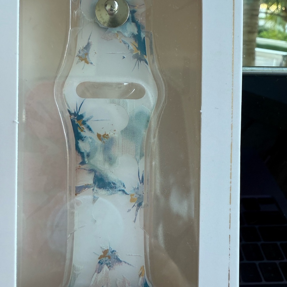 Apple 42mm Floral Marble Silicone Watch Band White Blue Pink - Picture 3 of 5